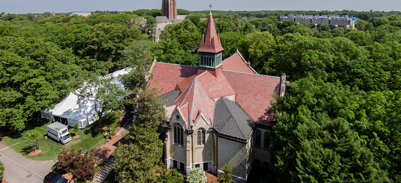 Wellesley seniors celebrate their time at the College with Baccalaureate Aerial image of Wellesley's Houghton Chapel
