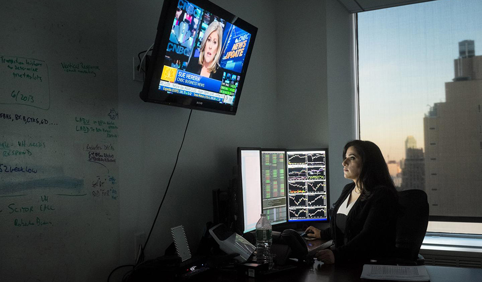 Alumna Founds Network to Help Women Succeed in Finance Hedge fund manager Victoria Hart '96