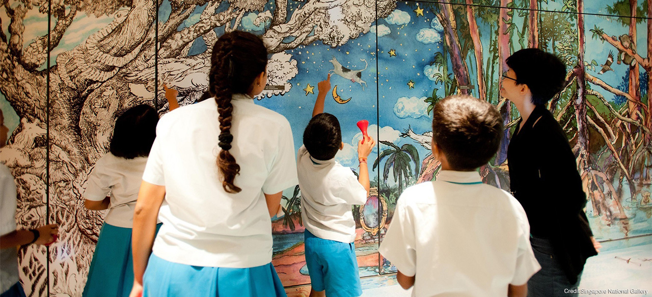 Professor Peggy Levitt is Featured Guest on BBC Radio Children view art at the Singapore National Gallery, one of the museums Professor Peggy Levitt discussed in a recent interview with the BBC.