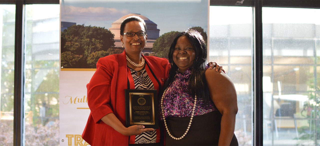 MIT Award Named to Honor Wellesley Associate Provost Robbin Chapman Associate provost Robbin Chapman and La-Tarri M. Canty, director of multicultural programs at MIT