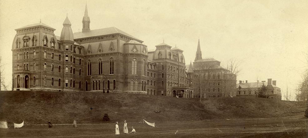 College Hall before the fire in 1914