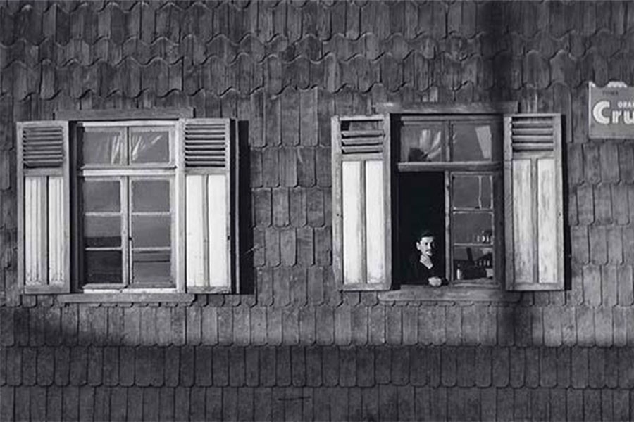 image Milton Rogovin's Man at window