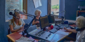 Immersive Summer Writing Course on Work of Ireland’s Master Writers Inspires Wellesley Students Two Wellesley faculty are interviewed in an Irish radio station.