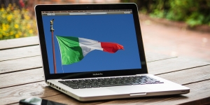 Wellesley Launches New Online AP Italian Language and Culture Course Italian flag