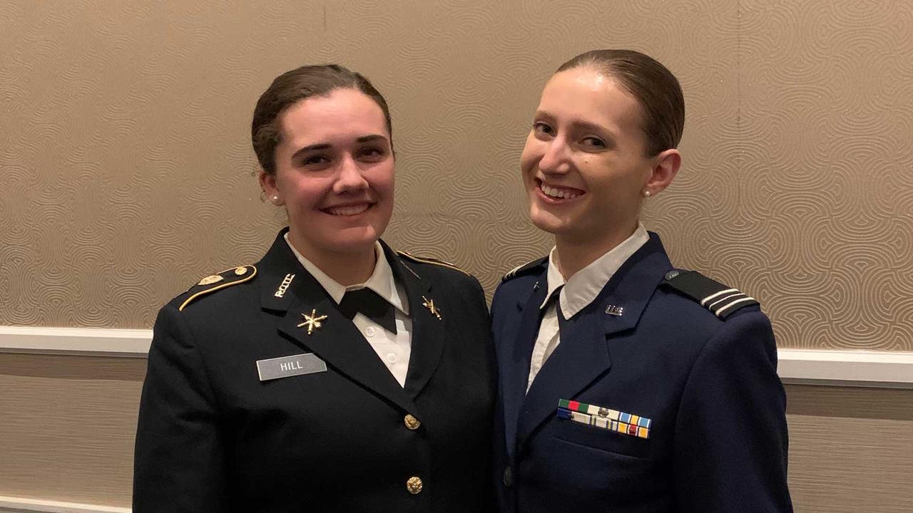 Sophie Hill ’20 and Marina Hostrop ’20